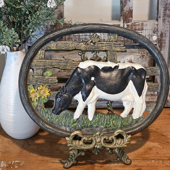 Vintage Cast Iron Trivet-Black and White Cow Trivet Farmhouse Decor 8"x6.25" - Picture 9 of 10